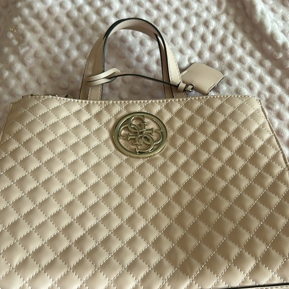 Pink Guess purse with matching wallet. - Picture 4 of 7